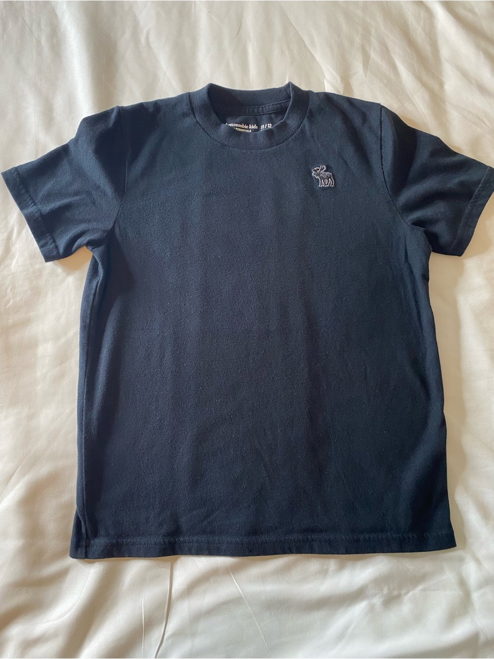 Abercrombie Kids Black Short Sleeve T-Shirt Size 11/12 Preloved Soft